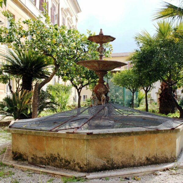 Si restaura l’antica fontana del Palazzo della Provincia di Caltanissetta