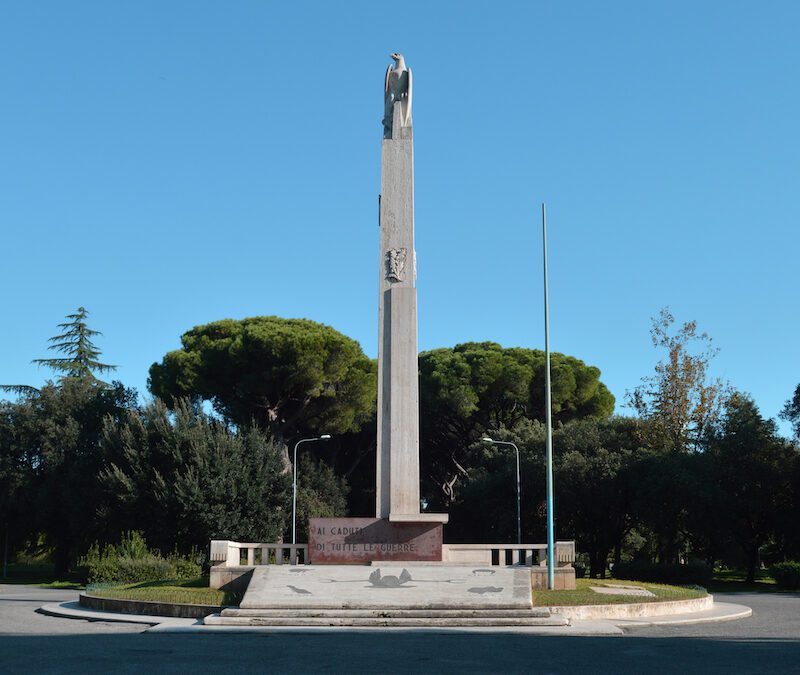 Latina: Monumento ai Caduti di tutte le Guerre