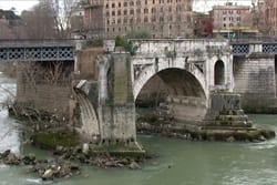 Roma: Ponte Rotto