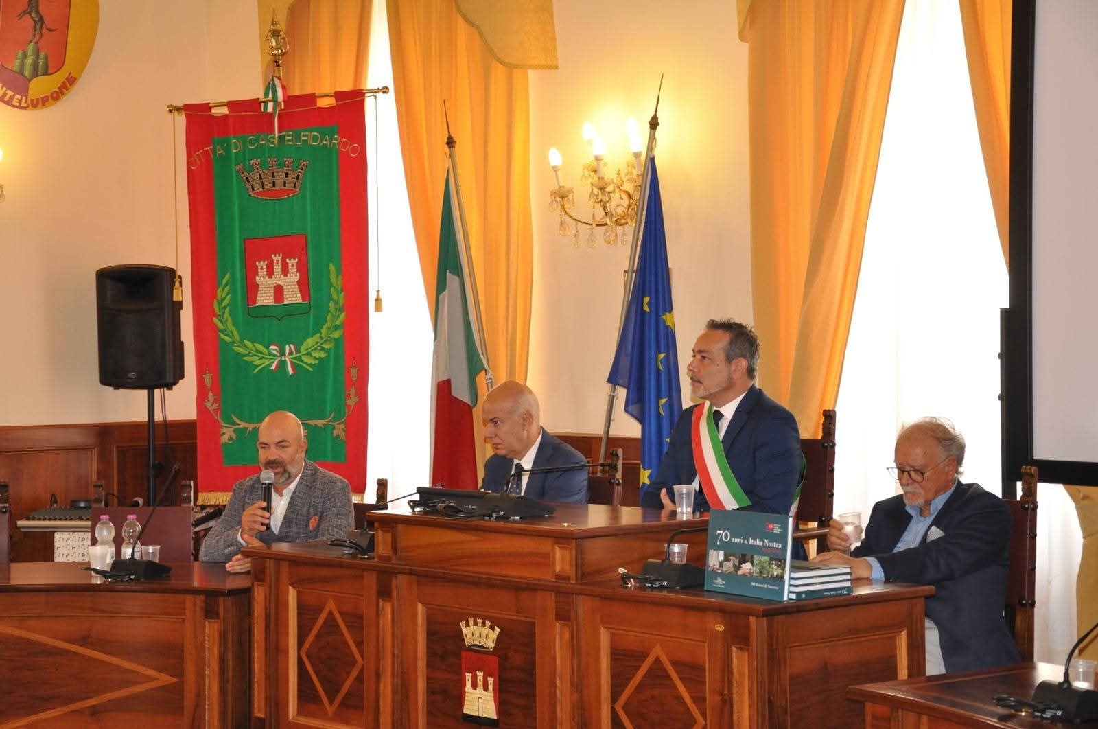 6 Presentazione Libro