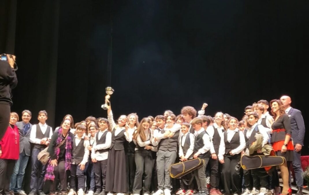 L’Orchestrale della Scuola “Carducci” di San Cataldo vince il Concorso “RussoInMusica” 