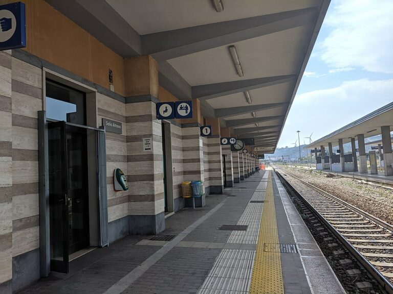 Linea ferroviaria Jonica: ancora morti! Un rilevatore di ostacolo vicino agli attraversamenti avrebbe evitato la tragedia di Thurio-Corigliano
