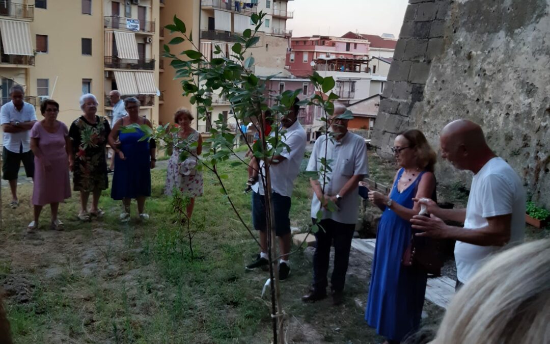Crotone: il frutteto dell’Orto Botanico sarà dedicato a Claudia Nicoletta